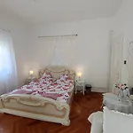 Vanilia 3*