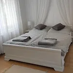 Vanília Pensión 3*