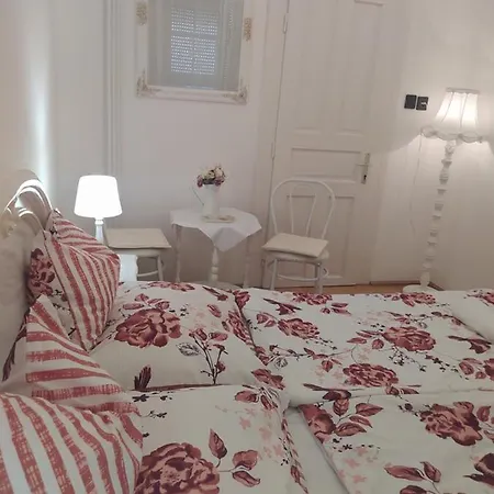 Casa de hóspedes Vanília 3*