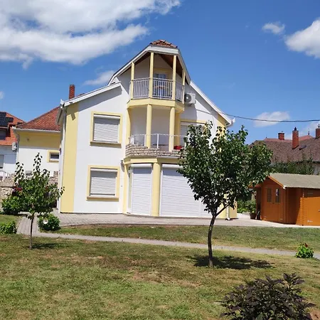 Vanilia Guest house *
