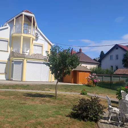 Vanilia Guest house