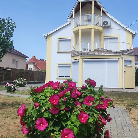 Vanilia Guest house *